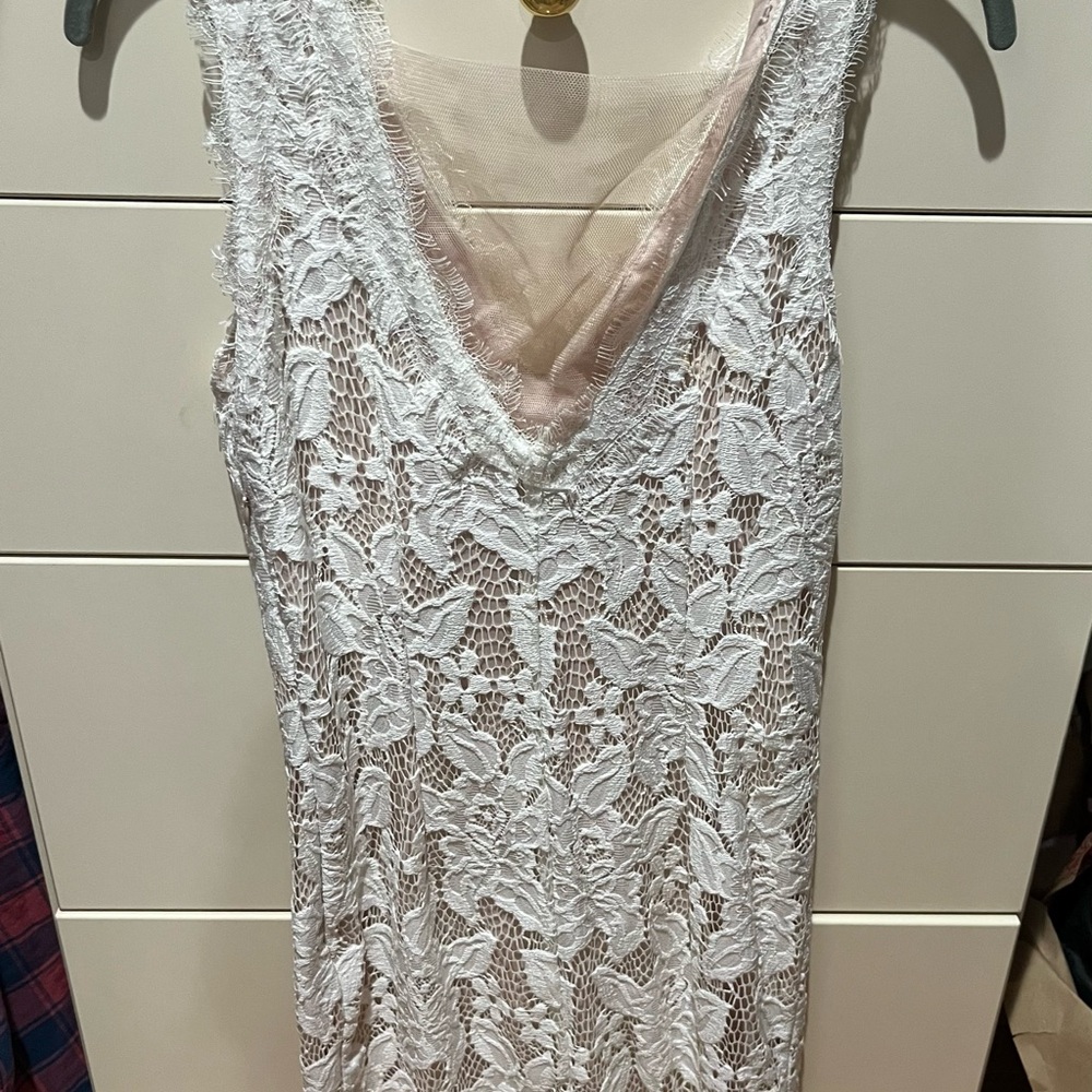 Elegant White Lace Dress